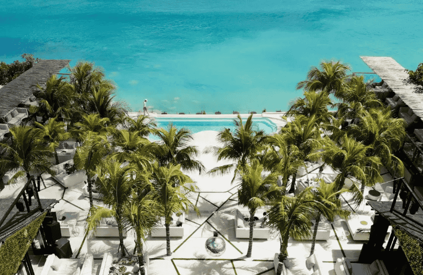 El Kabron Beach Club Price