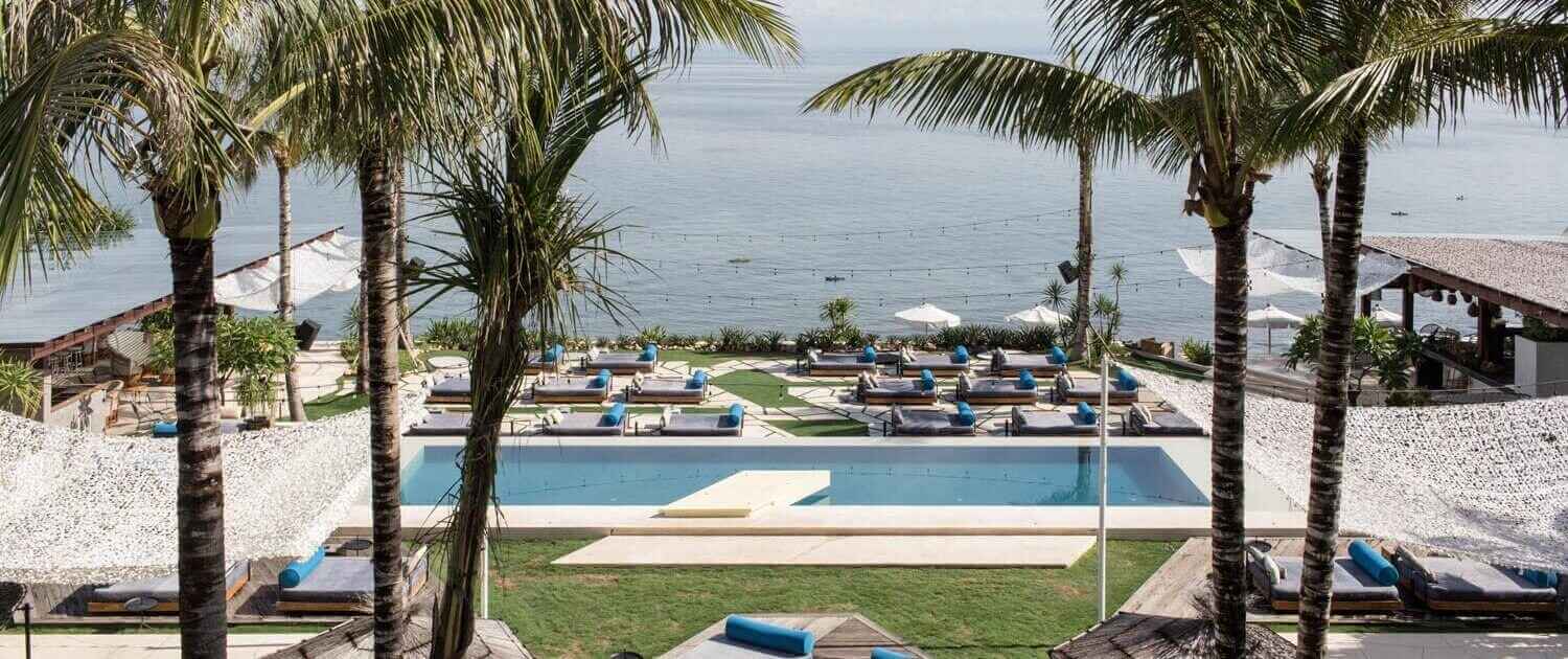 ulu cliff house review